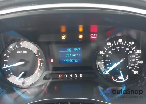 2015 Ford Fusion S z USA, uszkodzony, nr VIN 3FA6P0G70FR242519